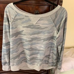 Grace & Lace Camo Slouch Pullover